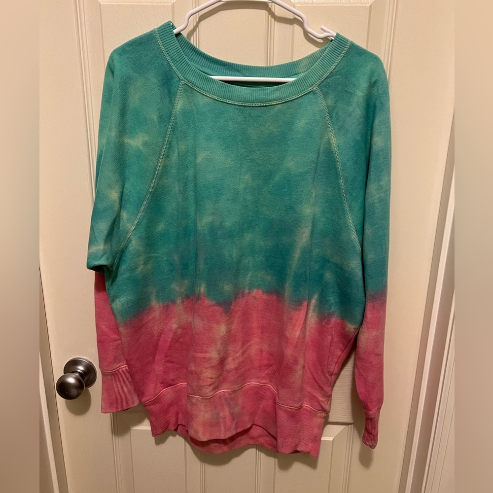 SO tie dye sweat shirt
